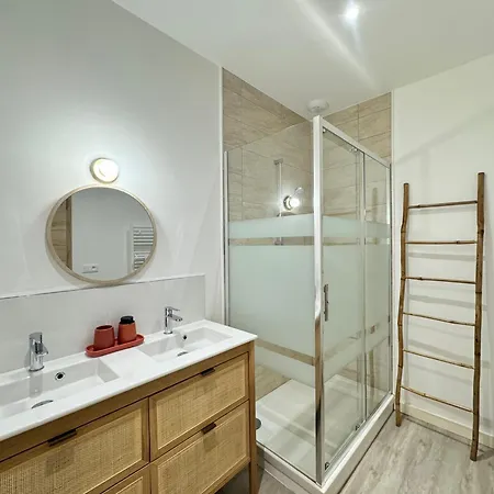 Jaures 1 - Tramway - Gare - Centre - 4 Pers *